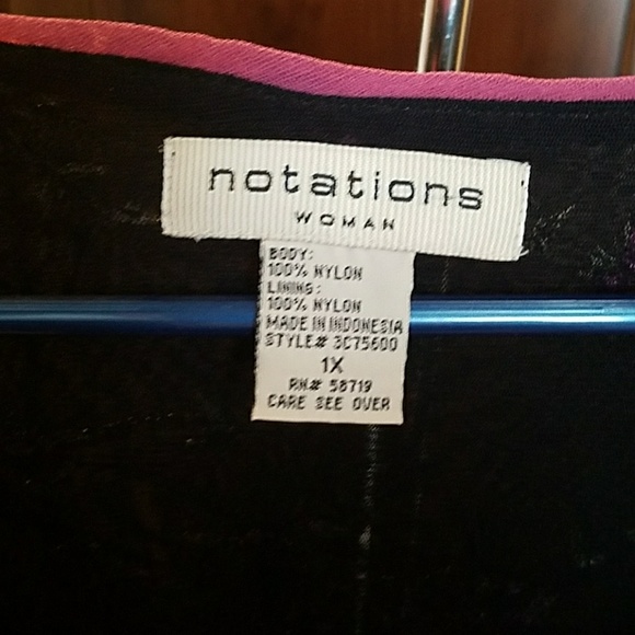 Woman's plus size blouse - Picture 3 of 8